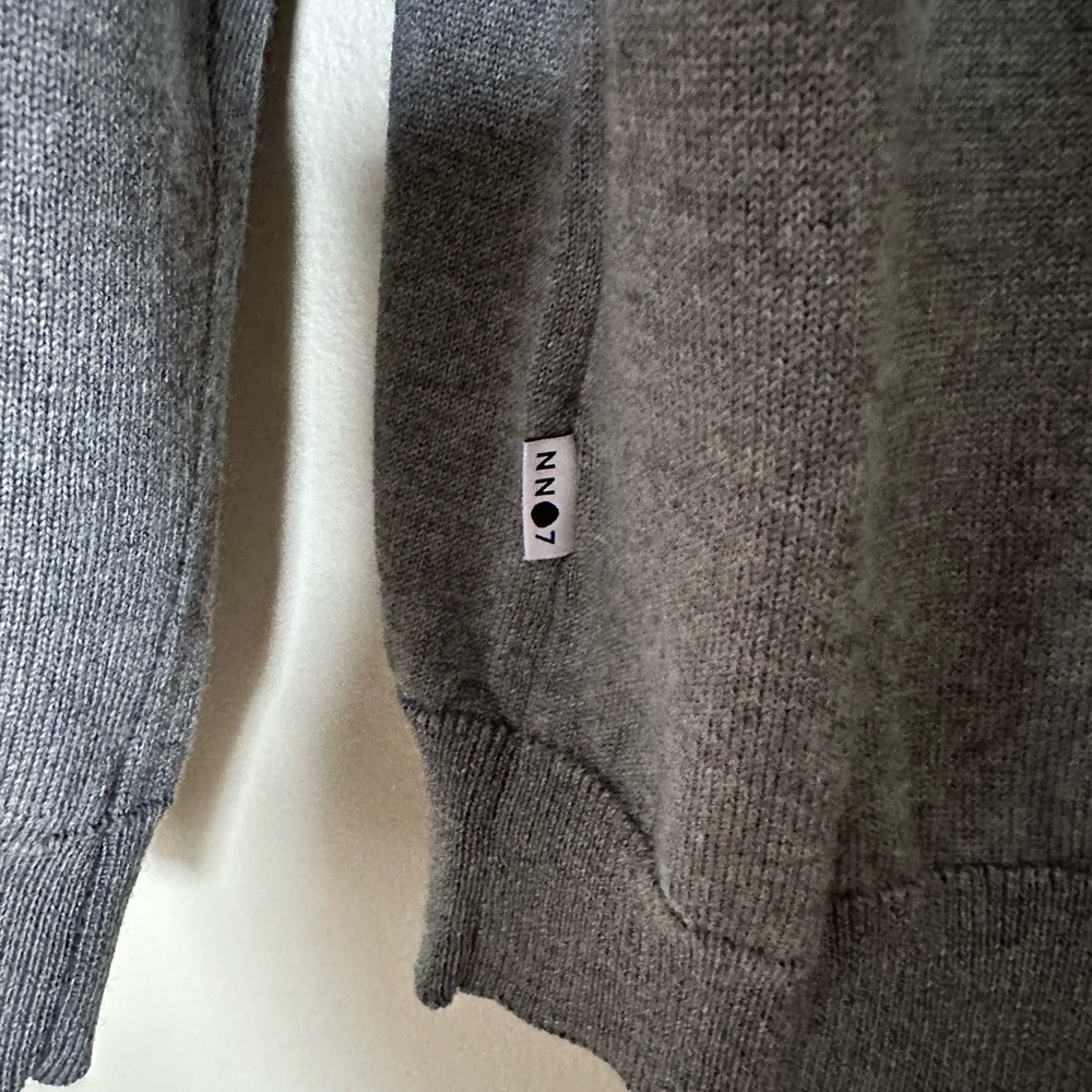 NNO7 No Nationality Martin Mock Neck Sweater - Picture 10 of 10